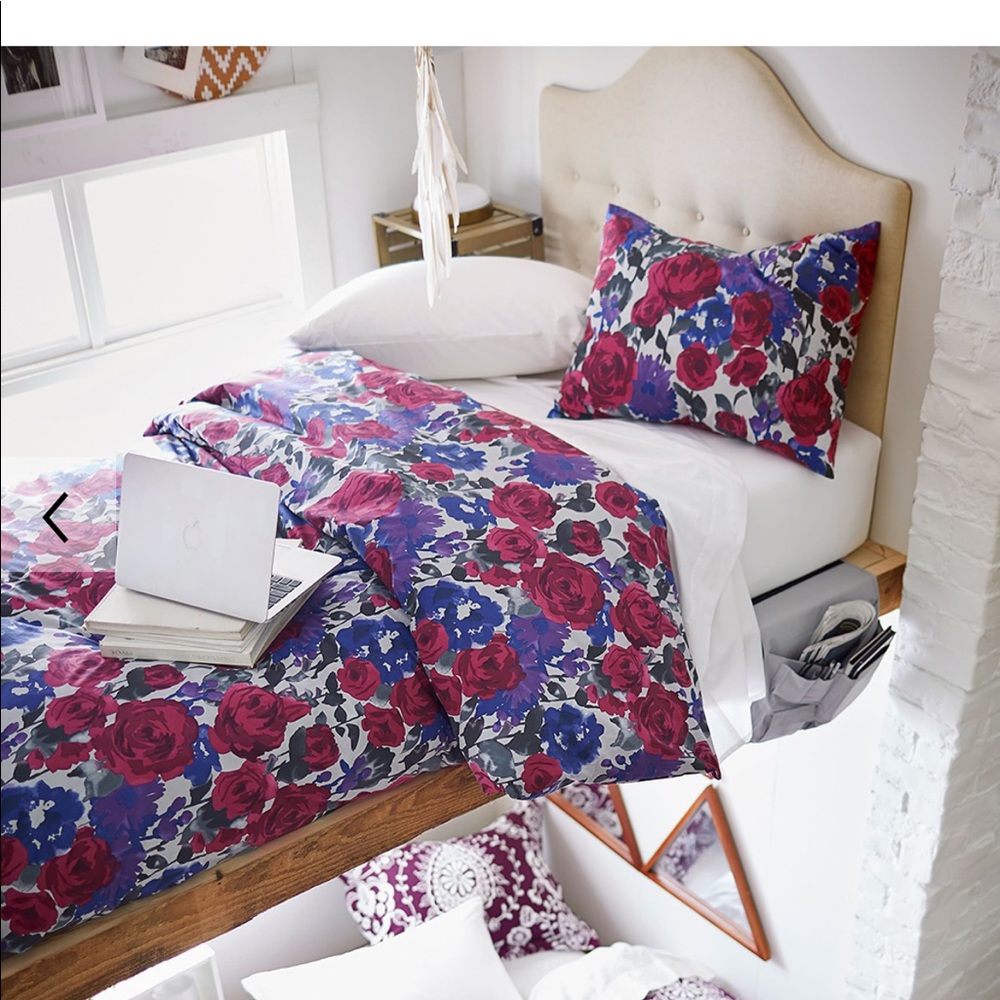 Pottery Barn Teen Watercolor Floral Duvet Cover Twin / Twin XL New